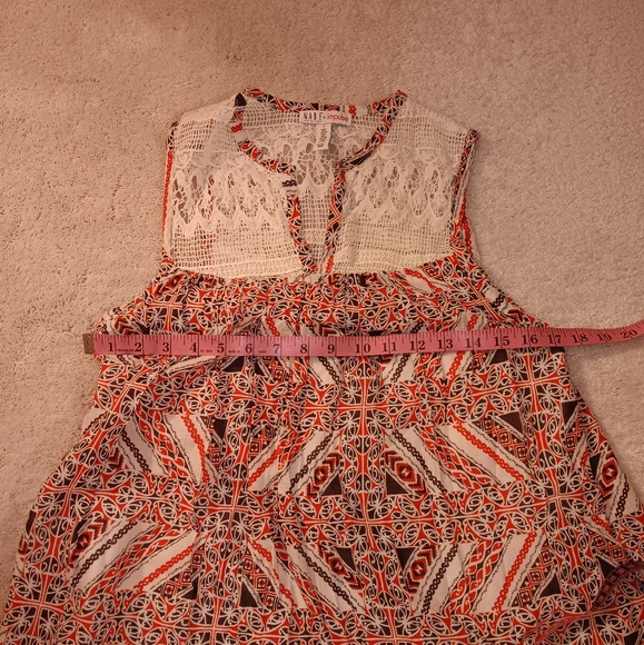 Retro 60’s Geometric Crochet Sleeveless Mini Dress – Red & Black Patterned Tunic - Picture 7 of 12